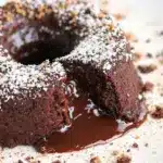 molten chocolate lava cakes - featured image